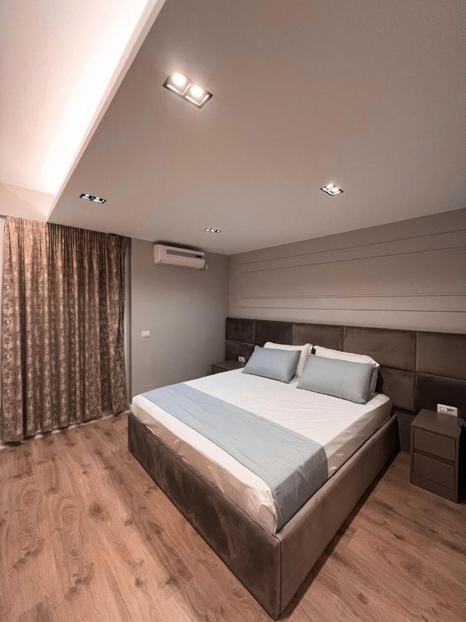 Aia Suites & Apartments Tirana Exteriör bild