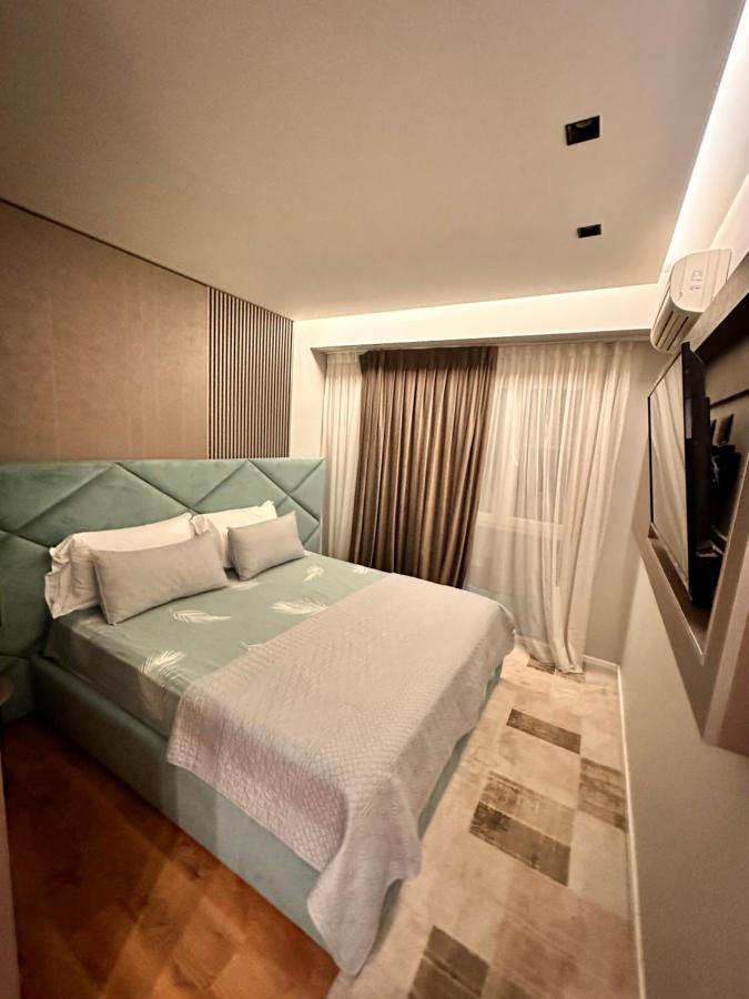 Aia Suites & Apartments Tirana Exteriör bild