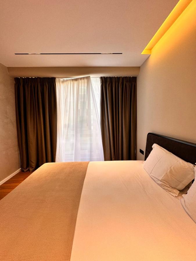Aia Suites & Apartments Tirana Exteriör bild